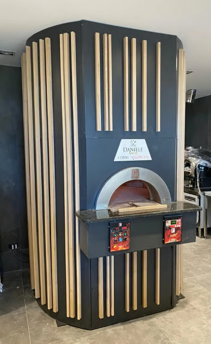 Valoriani Rotating Series R100 – Wood/Gas Pizza Oven