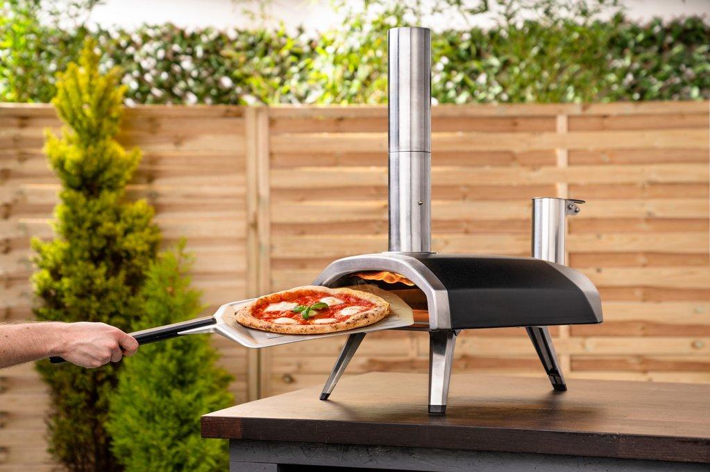 Ooni Wood Fire Pizza Oven Ooni Fyra | Portable Outdoor Wood Pellet Pizza Oven - 'Turn No Burn' Bundle